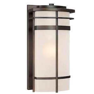 C9881OB Lakeshore Entrance Outdoor Wall Light - Old Bronze