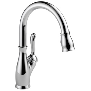 D9178DST Leland Pull-Out Spray Kitchen Faucet - Chrome