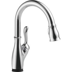 D9178TDST Leland Pull-Out Spray Kitchen Faucet - Chrome