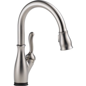 D9178TSPDST Leland Pull-Out Spray Kitchen Faucet - SpotShield Stainless D9178TSPDST Leland Pull-Out Spray Kitchen Faucet - SpotShield Stainless