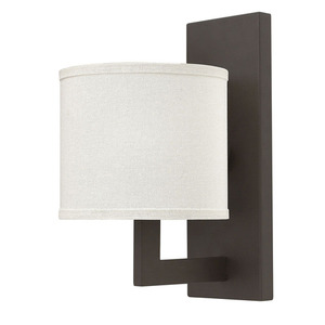 H3210KZ Hampton 1 Bulb Wall Sconce - Buckeye Bronze H3210KZ Hampton 1 Bulb Wall Sconce - Buckeye Bronze