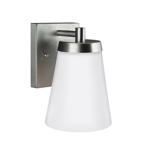 GL853860104 Renville Entrance Outdoor Wall Light - Satin Aluminum