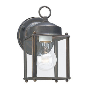 GL859271 New Castle Entrance Outdoor Wall Light - Antique Bronze GL859271 New Castle Entrance Outdoor Wall Light - Antique Bronze