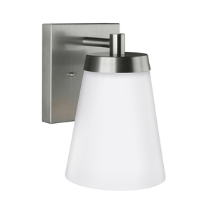 GL863860104 Renville Entrance Outdoor Wall Light - Satin Aluminum